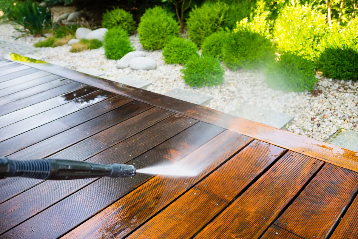 Pressure Washing in East Hampton